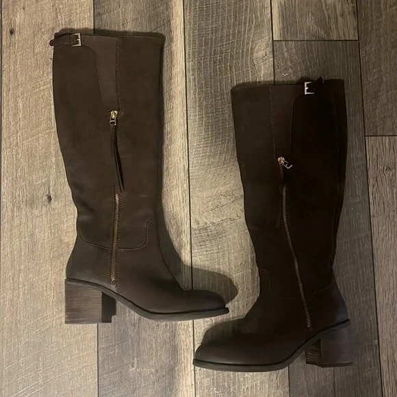 Steve Madden Artsy Leather Boot - Picture 4 of 7